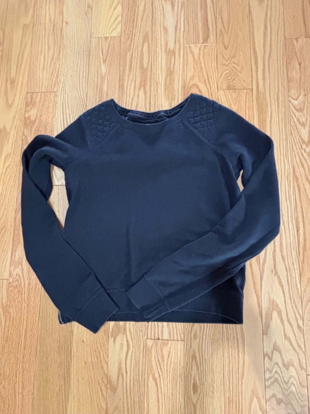 Abercrombie & Fitch Women's Quilted Shoulder Sweatshirt / Sweater